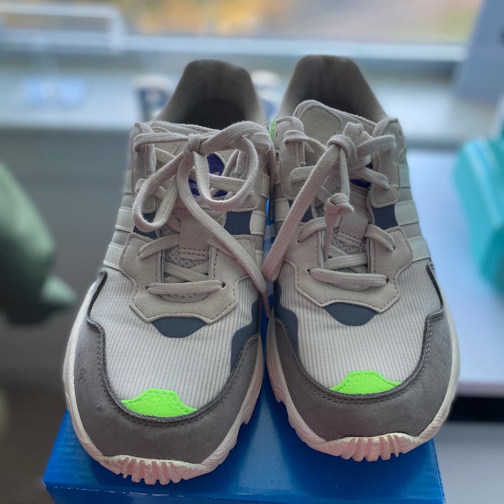 Adidas yung